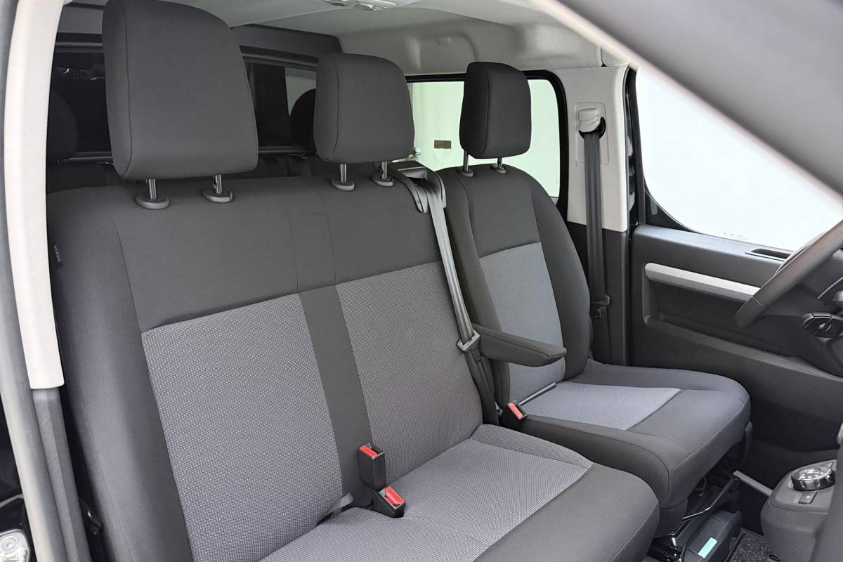 Fiat Scudo Fiat Scudo 2.0 MultiJet 180pk L3H1 DC Business Pro | Dubbel Cabine | 6-Persoons | Automaat | Airconditioning | Cruise control