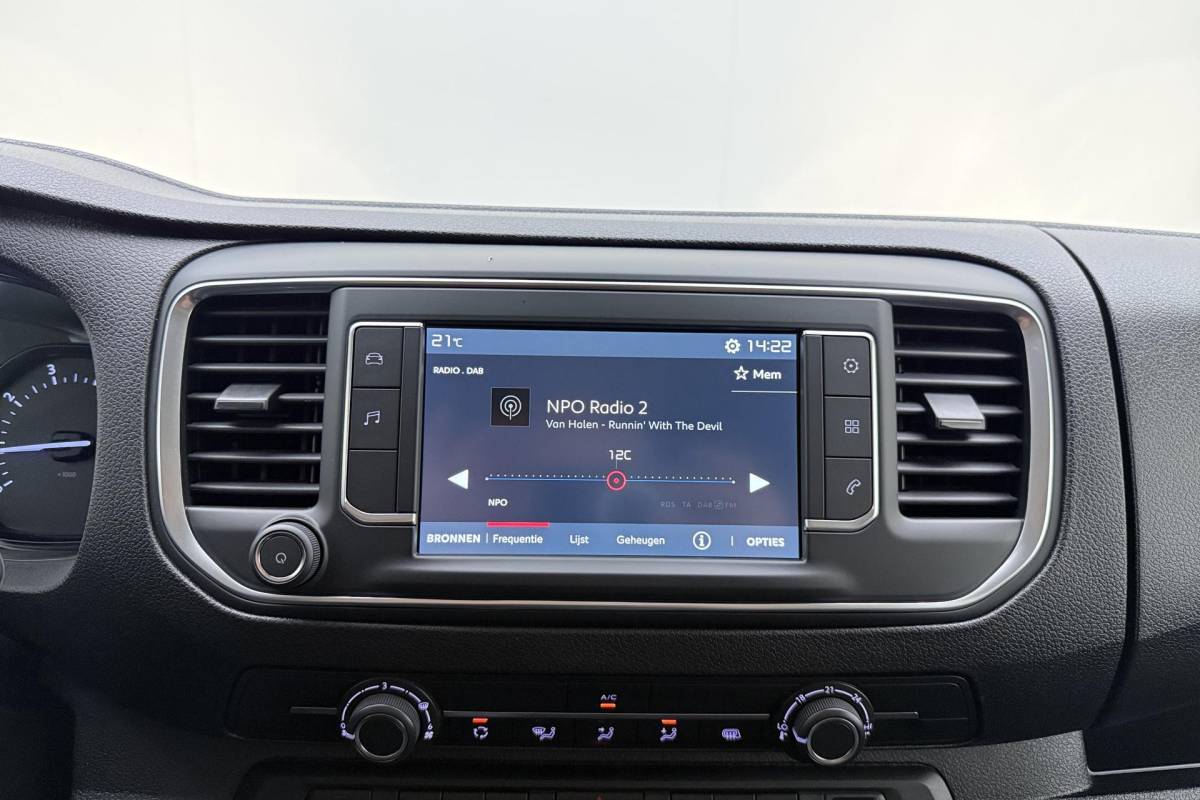 Fiat Scudo Fiat Scudo 2.0 MultiJet 180pk L3H1 DC Business Pro | Dubbel Cabine | 6-Persoons | Automaat | Airconditioning | Cruise control