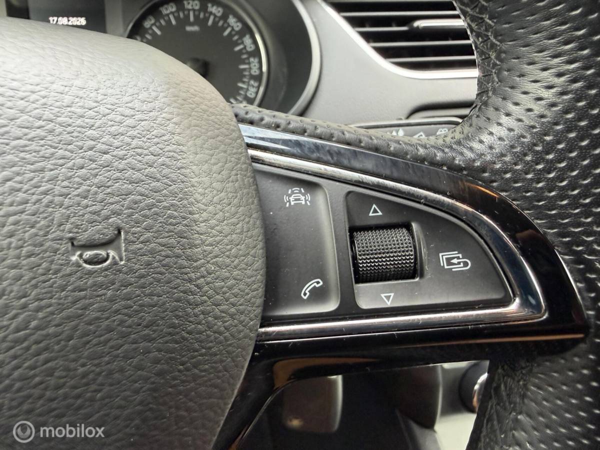 Škoda Octavia Skoda Octavia Combi 1.4 TSI 150 PK! Greentech Style TOPSTAAT!