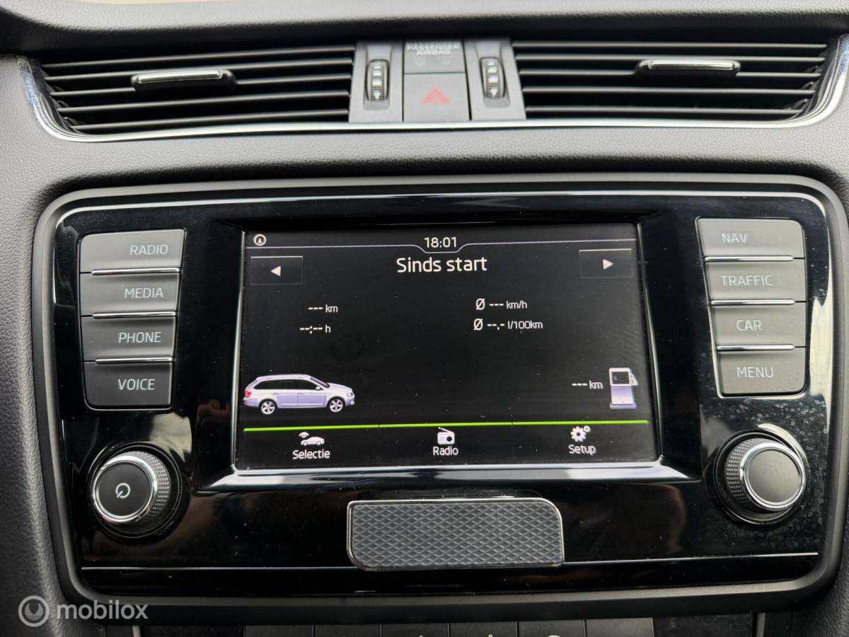 Škoda Octavia Skoda Octavia Combi 1.4 TSI 150 PK! Greentech Style TOPSTAAT!
