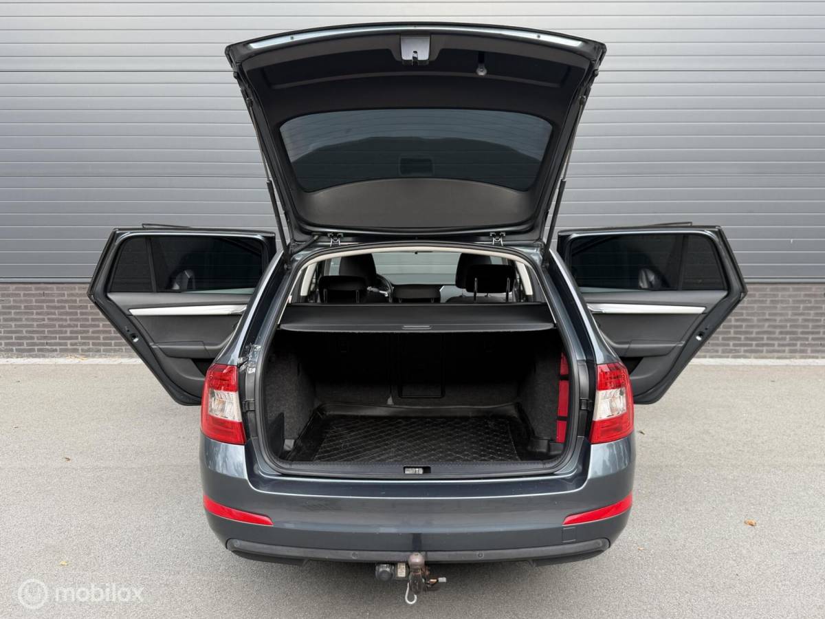 Škoda Octavia Skoda Octavia Combi 1.4 TSI 150 PK! Greentech Style TOPSTAAT!