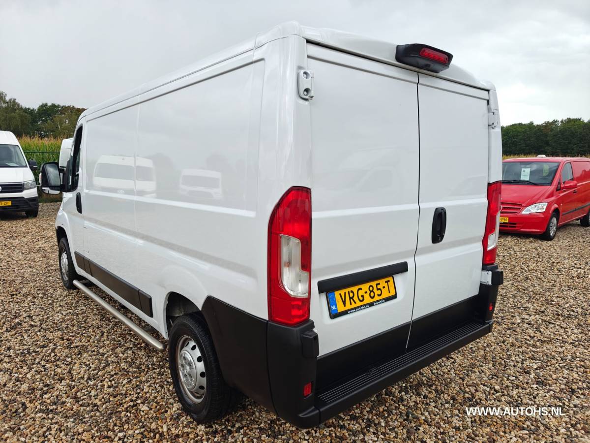 Peugeot Boxer Peugeot Boxer 2.2 BlueHDi 120 L2H1 , 1e Eig , Euro 6 , Apk 8-2027 , Lang model , Airco cruise camera.