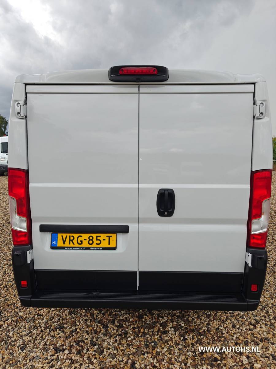 Peugeot Boxer Peugeot Boxer 2.2 BlueHDi 120 L2H1 , 1e Eig , Euro 6 , Apk 8-2027 , Lang model , Airco cruise camera.