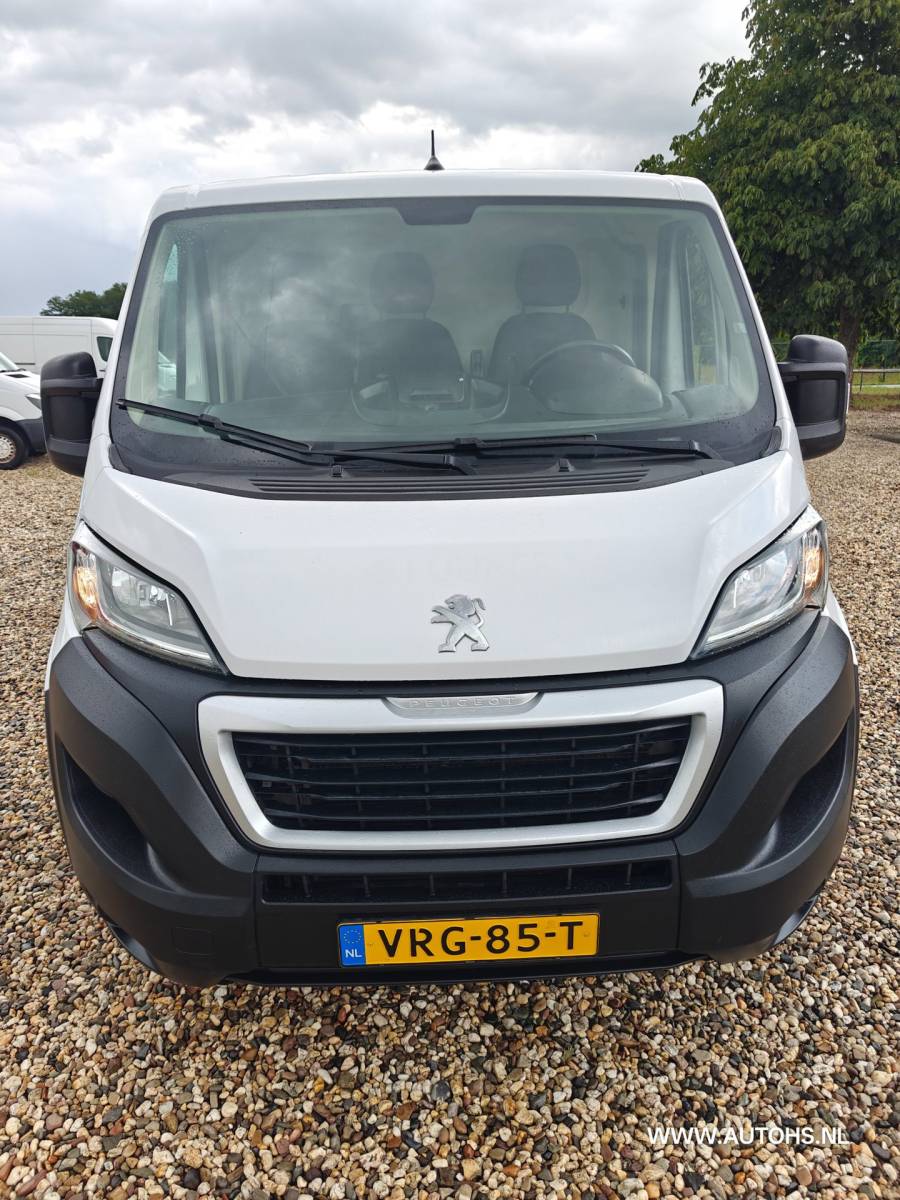 Peugeot Boxer Peugeot Boxer 2.2 BlueHDi 120 L2H1 , 1e Eig , Euro 6 , Apk 8-2027 , Lang model , Airco cruise camera.