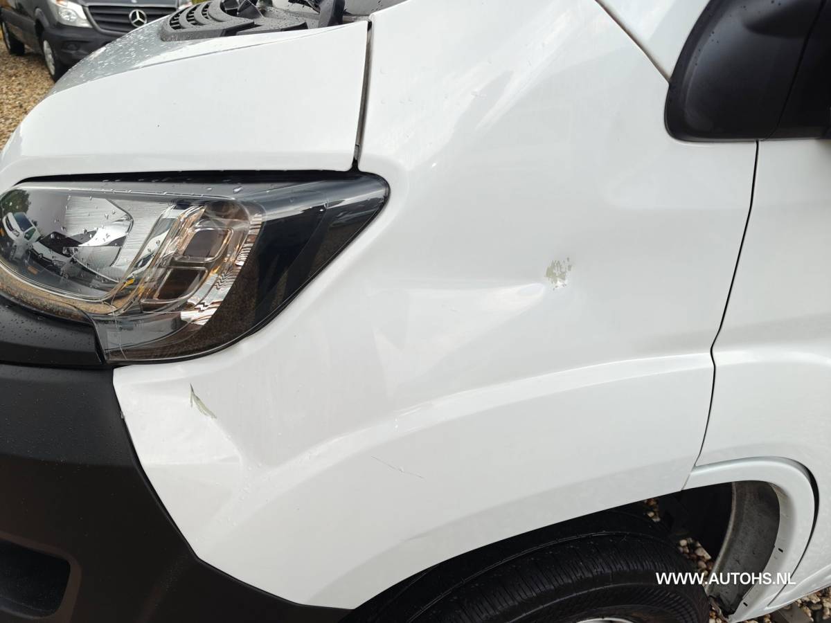 Peugeot Boxer Peugeot Boxer 2.2 BlueHDi 120 L2H1 , 1e Eig , Euro 6 , Apk 8-2027 , Lang model , Airco cruise camera.
