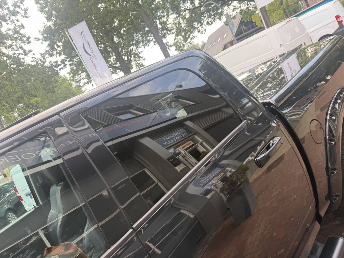 Dodge Ram 1500 Dodge Ram 1500 5.7 V8 4×4 Quad Cab 6’4 Sport 1500 5.7 HEMI V8 4×4 Quad Cab 6’4 Sport | LPG | Schuif/kanteldak | Winterpakket  06-2018 193.725 KM