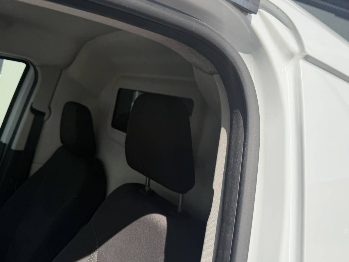 Ford Transit Courier Ford Transit Courier 1.5 TDCI Trend (Bestel)  11-2017 161.622 KM
