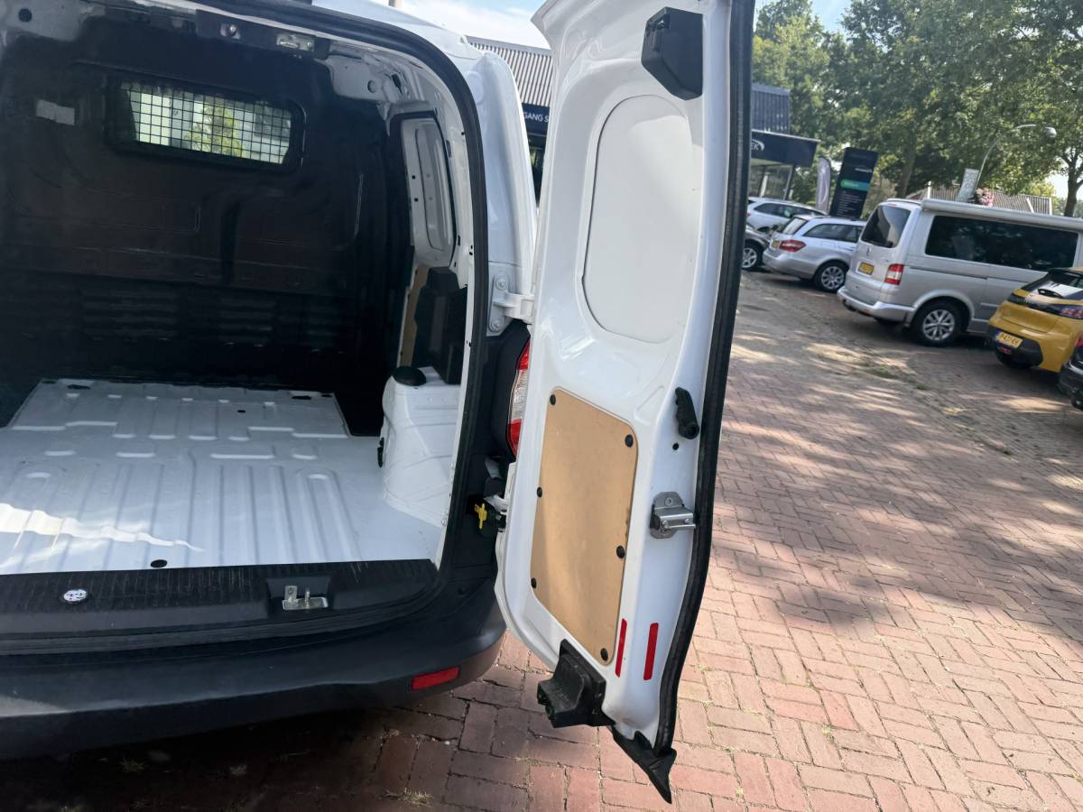 Ford Transit Courier Ford Transit Courier 1.5 TDCI Trend (Bestel)  11-2017 161.622 KM