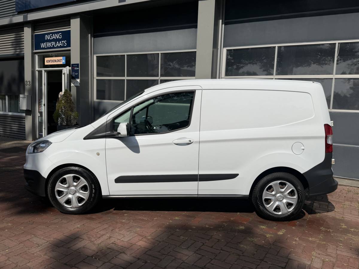 Ford Transit Courier Ford Transit Courier 1.5 TDCI Trend (Bestel)  11-2017 161.622 KM