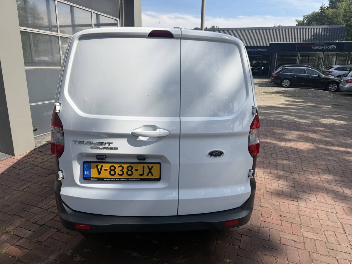 Ford Transit Courier Ford Transit Courier 1.5 TDCI Trend (Bestel)  11-2017 161.622 KM