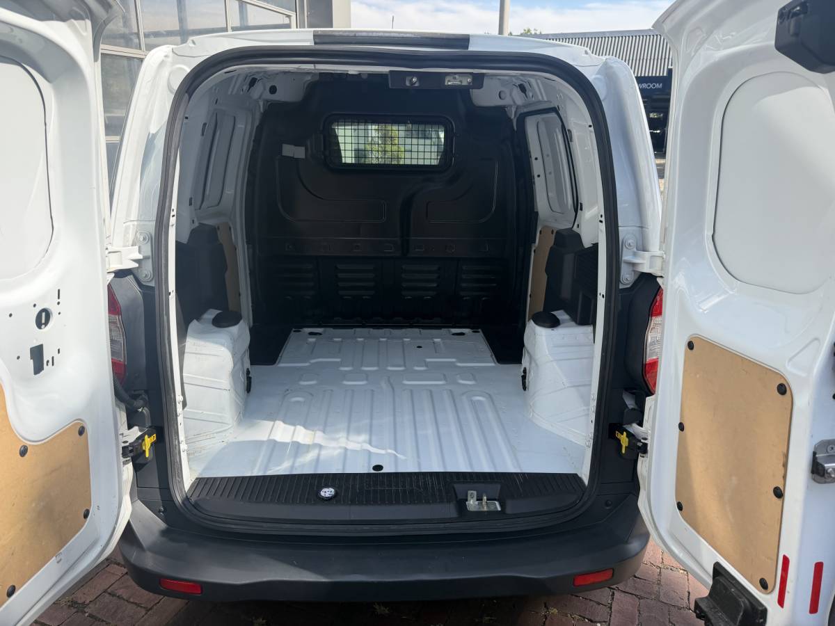 Ford Transit Courier Ford Transit Courier 1.5 TDCI Trend (Bestel)  11-2017 161.622 KM