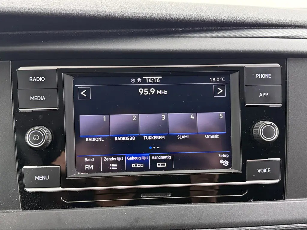 Volkswagen Transporter Volkswagen Transporter 2.0 TDI L2H3 28 (Bestel) | Trekhaak | Cruise | PDC |  04-2022 135.272 KM