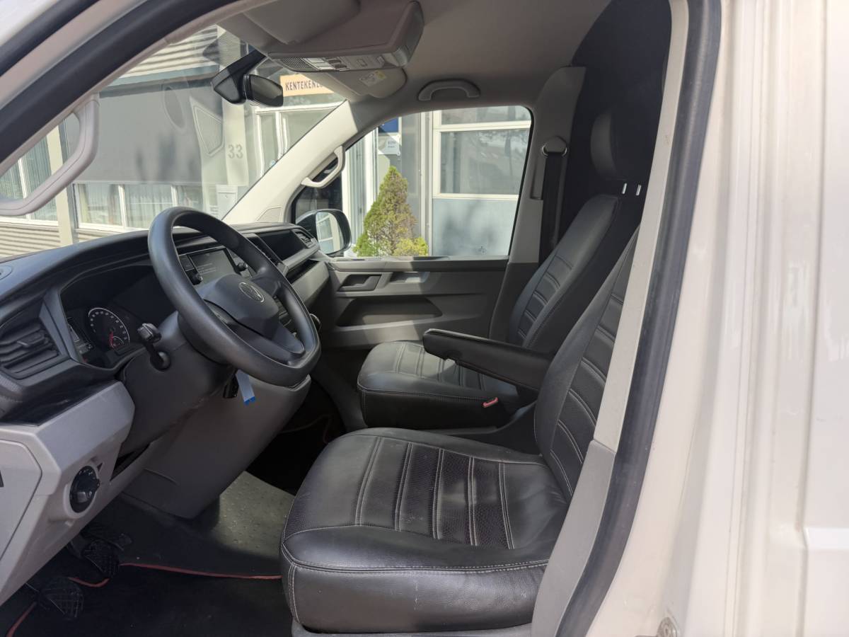 Volkswagen Transporter Volkswagen Transporter 2.0 TDI L2H3 28 (Bestel) | Trekhaak | Cruise | PDC |  04-2022 135.272 KM