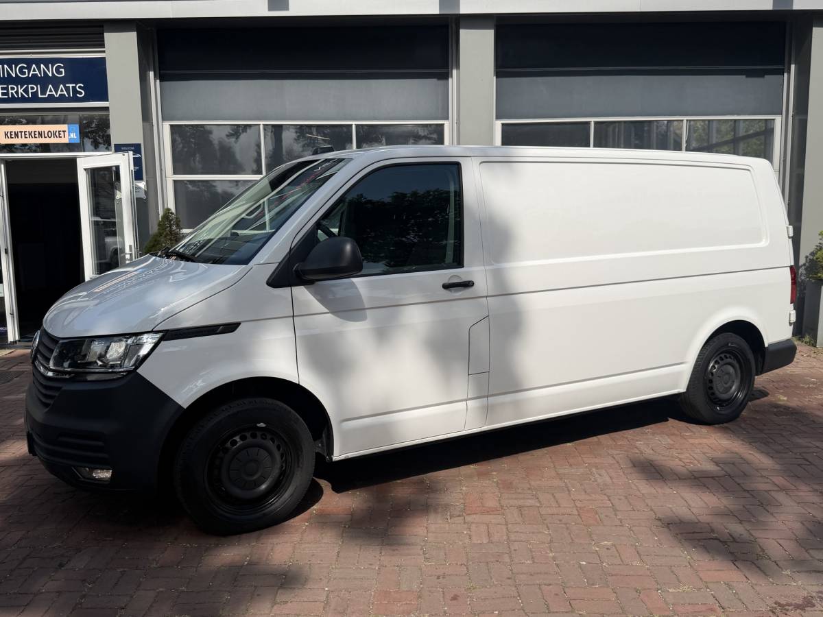 Volkswagen Transporter Volkswagen Transporter 2.0 TDI L2H3 28 (Bestel) | Trekhaak | Cruise | PDC |  04-2022 135.272 KM