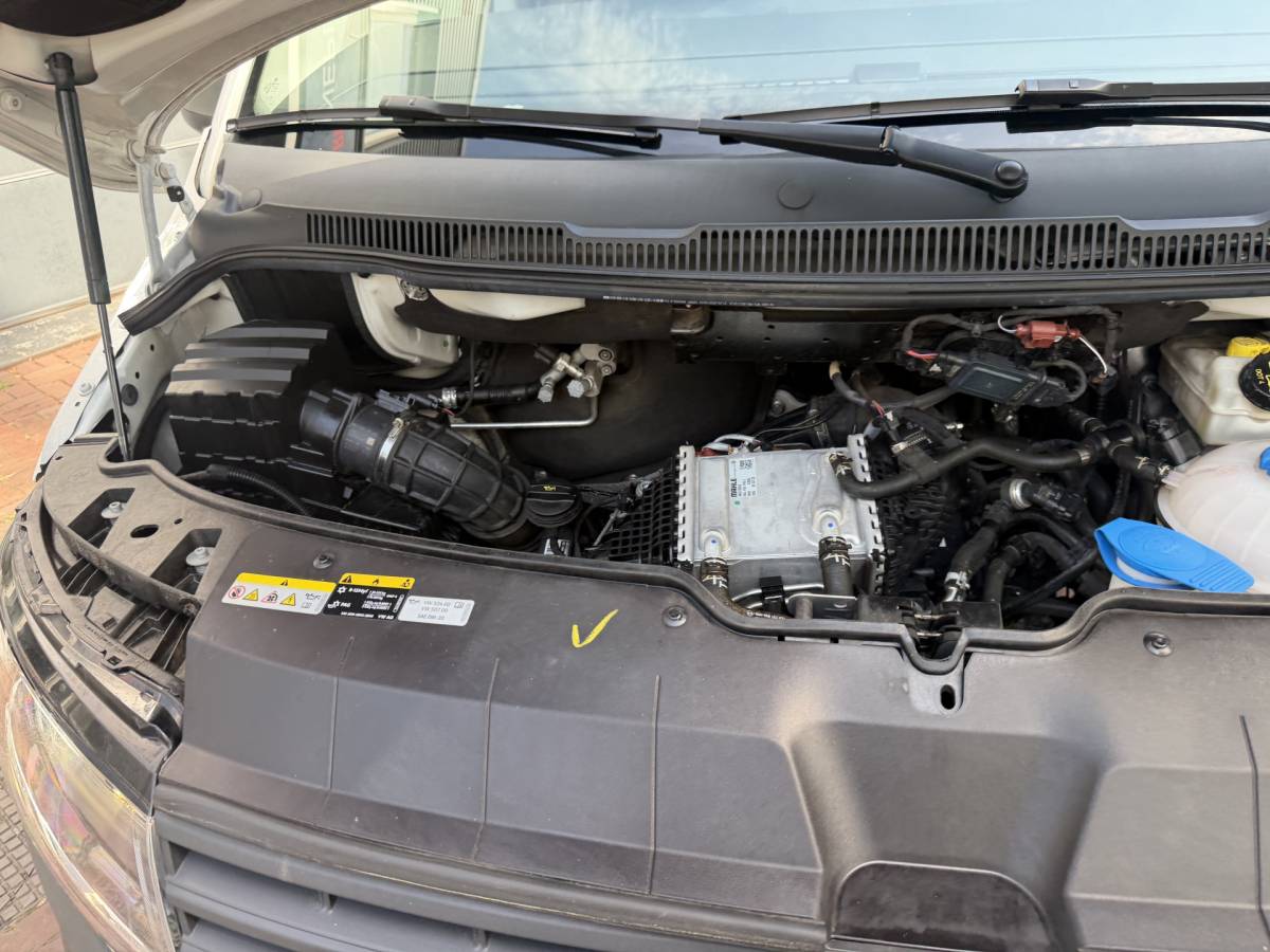 Volkswagen Transporter Volkswagen Transporter 2.0 TDI L2H3 28 (Bestel) | Trekhaak | Cruise | PDC |  04-2022 135.272 KM