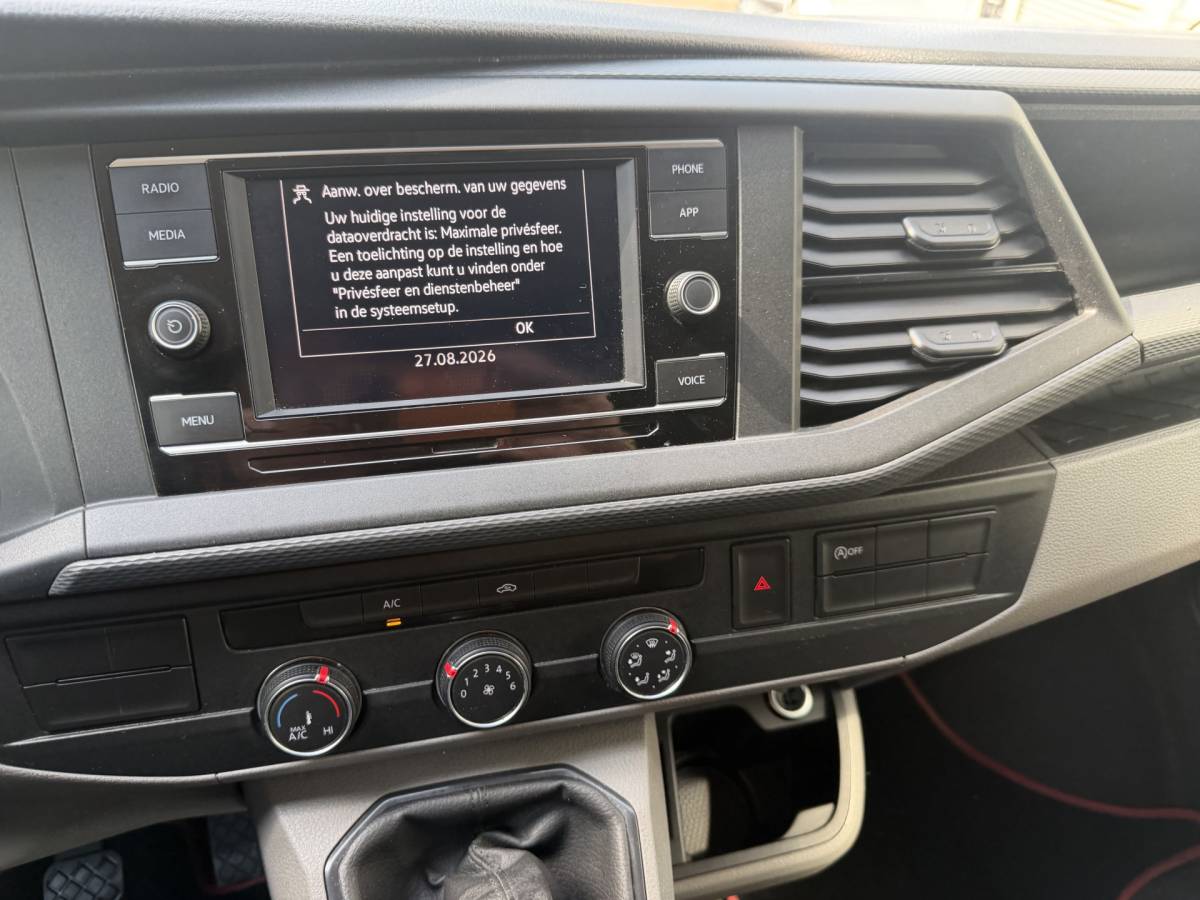Volkswagen Transporter Volkswagen Transporter 2.0 TDI L2H3 28 (Bestel) | Trekhaak | Cruise | PDC |  04-2022 135.272 KM