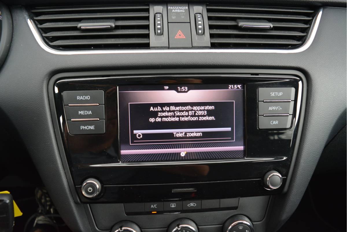 Škoda Octavia ŠKODA Octavia Combi 1.0 116PK TSI Greentech Ambition DSG | Cruise | Trekhaak | Orig. NL | NAP |