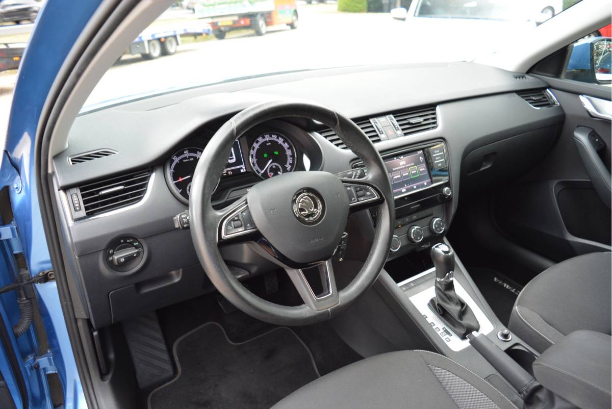 Škoda Octavia ŠKODA Octavia Combi 1.0 116PK TSI Greentech Ambition DSG | Cruise | Trekhaak | Orig. NL | NAP |