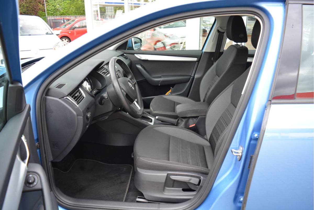 Škoda Octavia ŠKODA Octavia Combi 1.0 116PK TSI Greentech Ambition DSG | Cruise | Trekhaak | Orig. NL | NAP |