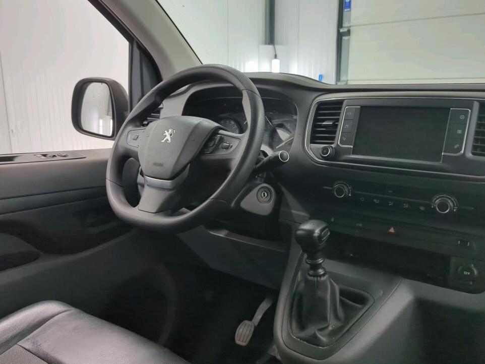 Peugeot Expert Peugeot Expert L3H1 LANG IMPERIAAL 3PERSOONS