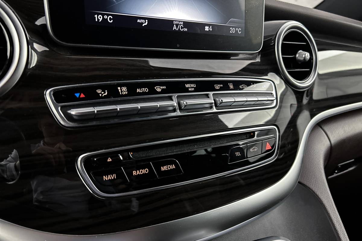 Mercedes-Benz V-Klasse Mercedes-Benz V-klasse 250d Lang | Dubbel cabine | 2x schuifdeur | Lederen bekleding