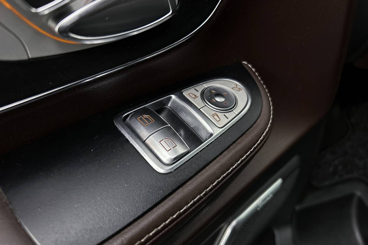 Mercedes-Benz V-Klasse Mercedes-Benz V-klasse 250d Lang | Dubbel cabine | 2x schuifdeur | Lederen bekleding