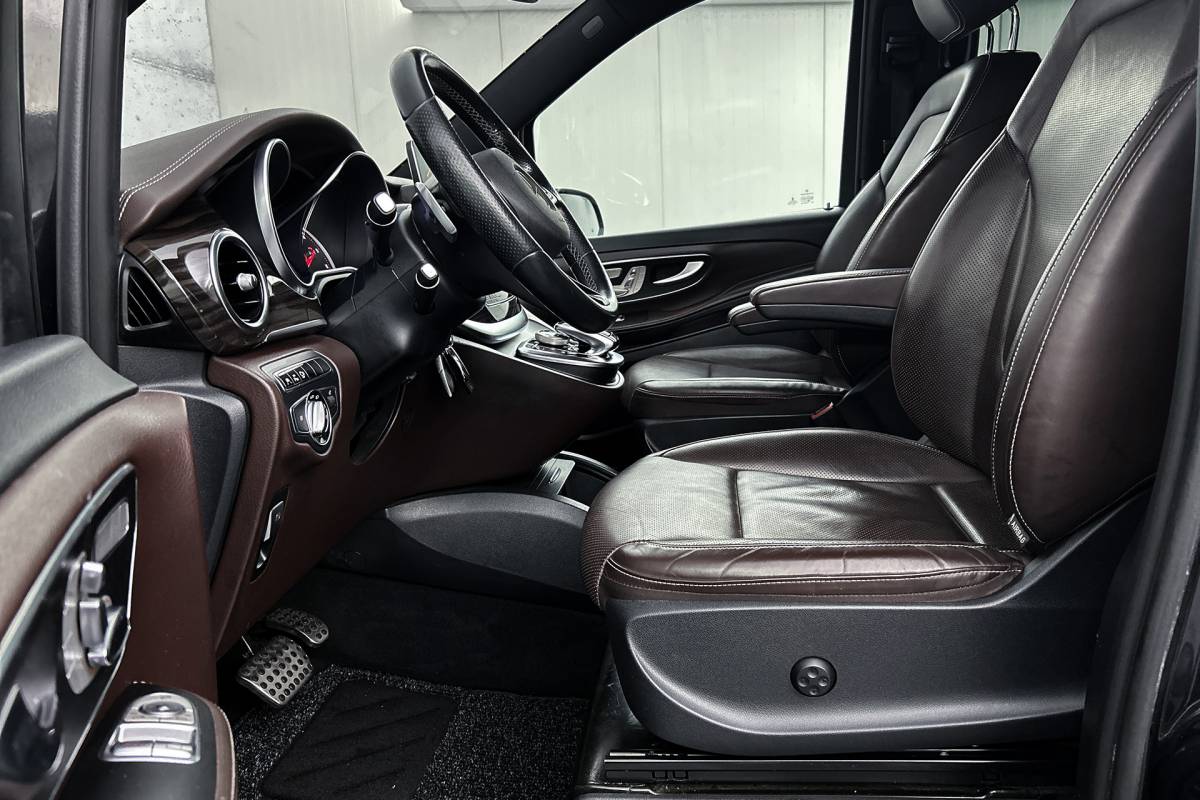 Mercedes-Benz V-Klasse Mercedes-Benz V-klasse 250d Lang | Dubbel cabine | 2x schuifdeur | Lederen bekleding
