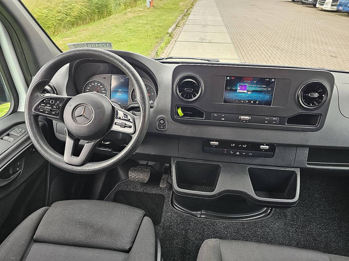 Mercedes-Benz Sprinter MERCEDES-BENZ SPRINTER 317 l2h2 automaat mbux