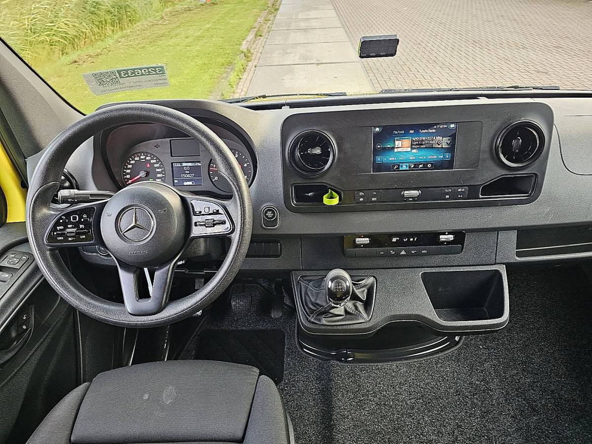 Mercedes-Benz Sprinter MERCEDES-BENZ SPRINTER 514 bakwagen laadklep!