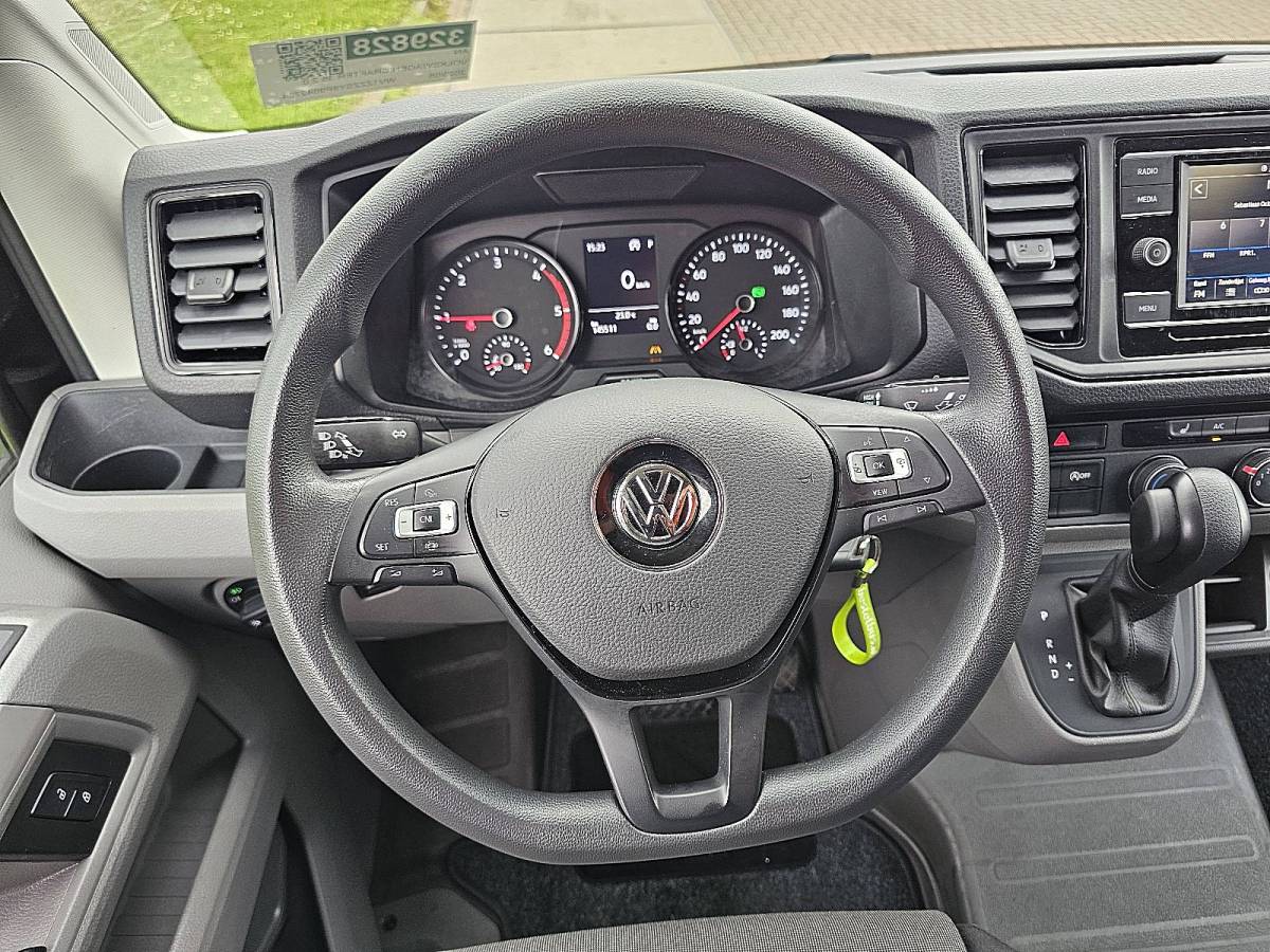 Volkswagen Crafter VOLKSWAGEN CRAFTER 35 2.0 l4h3 automaat airco