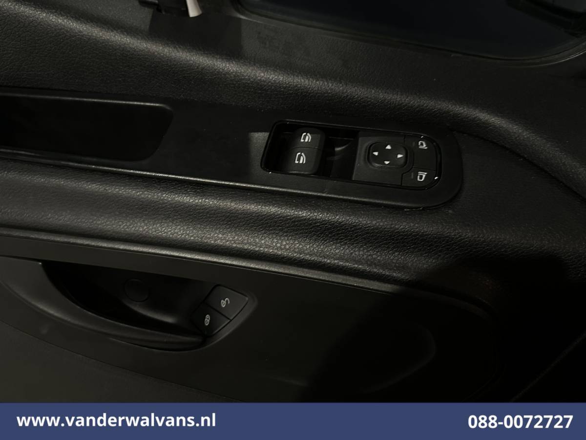 Mercedes-Benz Sprinter Mercedes-Benz Sprinter 314 CDI 143pk L3H2 Euro6 Airco | Camera | Apple Carplay | Android Auto Parkeersensoren, Bijrijdersbank