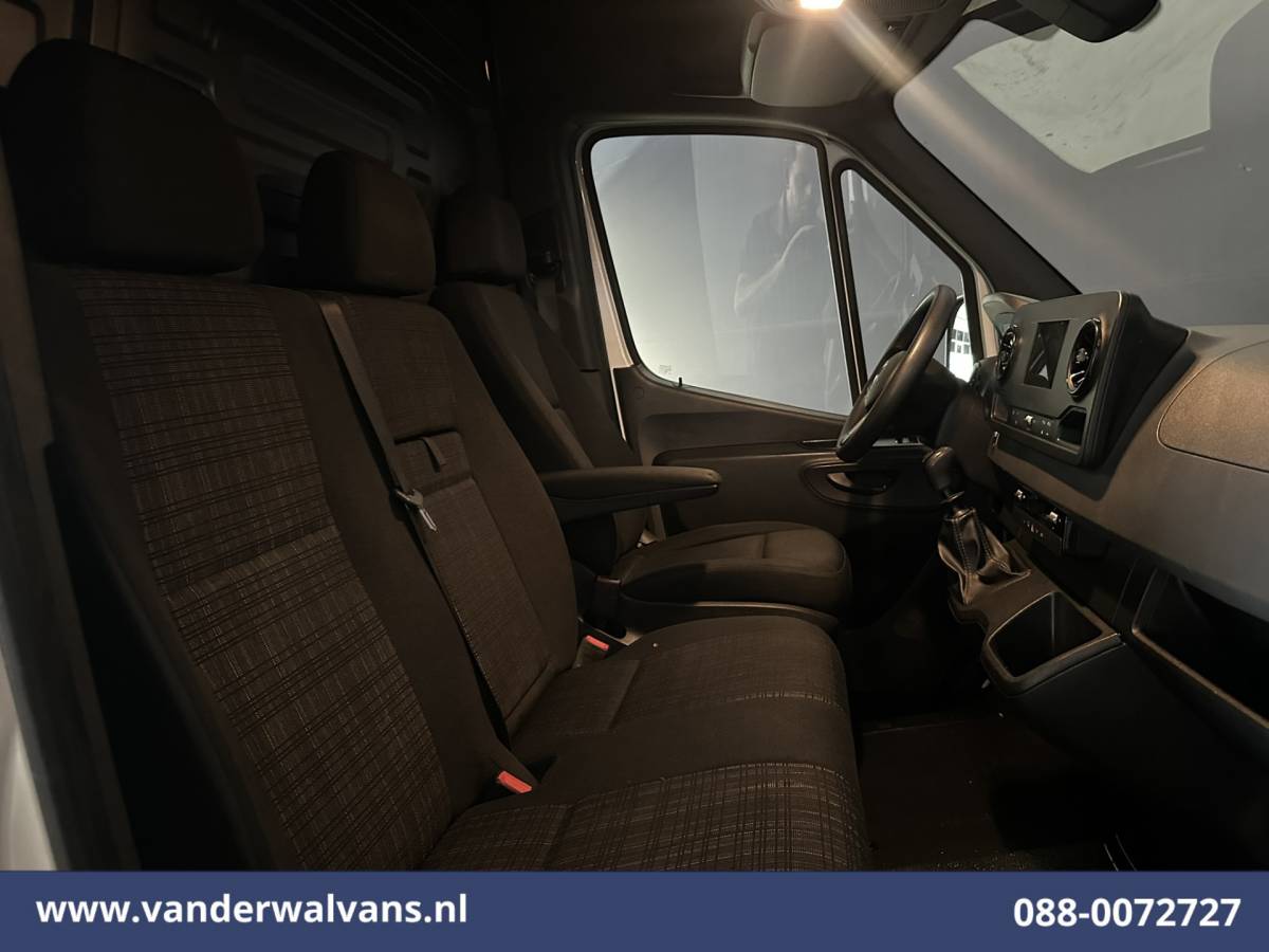 Mercedes-Benz Sprinter Mercedes-Benz Sprinter 314 CDI 143pk L3H2 Euro6 Airco | Camera | Apple Carplay | Android Auto Parkeersensoren, Bijrijdersbank
