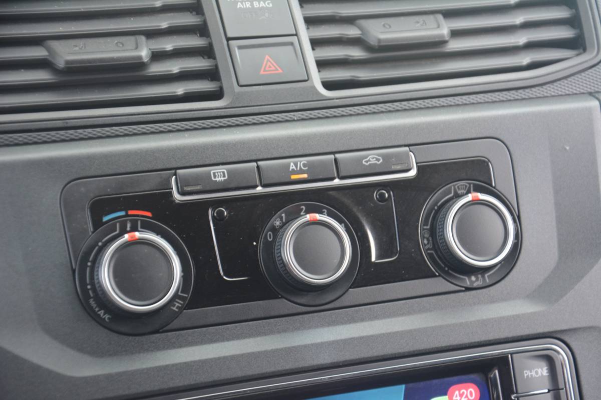 Volkswagen Caddy Volkswagen Caddy 2.0 TDI L1H1 BMT Trendline | Airco | Carplay | Camera | Leer | Elek.ramen | Trekhaak | NAP!! |