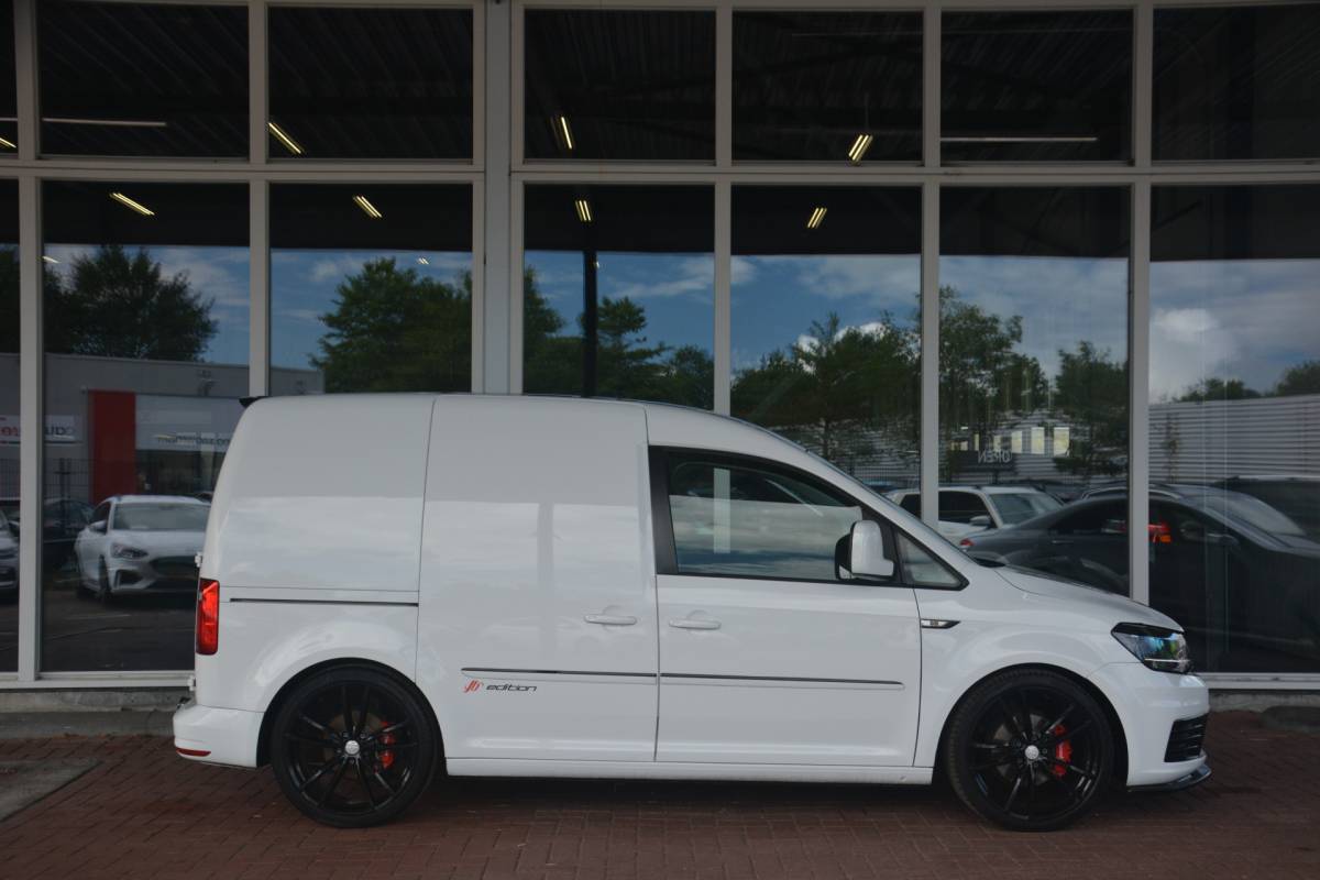 Volkswagen Caddy Volkswagen Caddy 2.0 TDI L1H1 BMT Trendline | Airco | Carplay | Camera | Leer | Elek.ramen | Trekhaak | NAP!! |