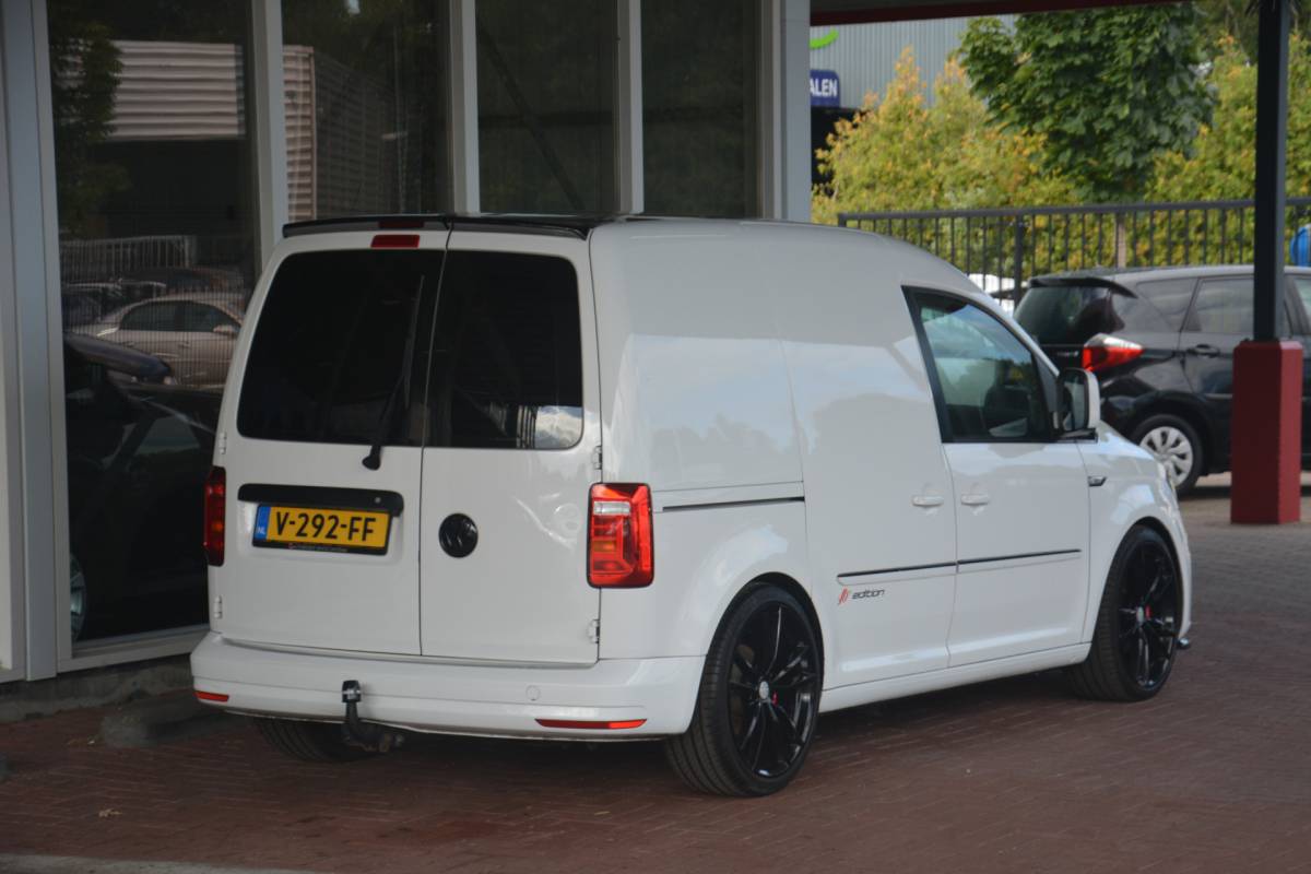 Volkswagen Caddy Volkswagen Caddy 2.0 TDI L1H1 BMT Trendline | Airco | Carplay | Camera | Leer | Elek.ramen | Trekhaak | NAP!! |