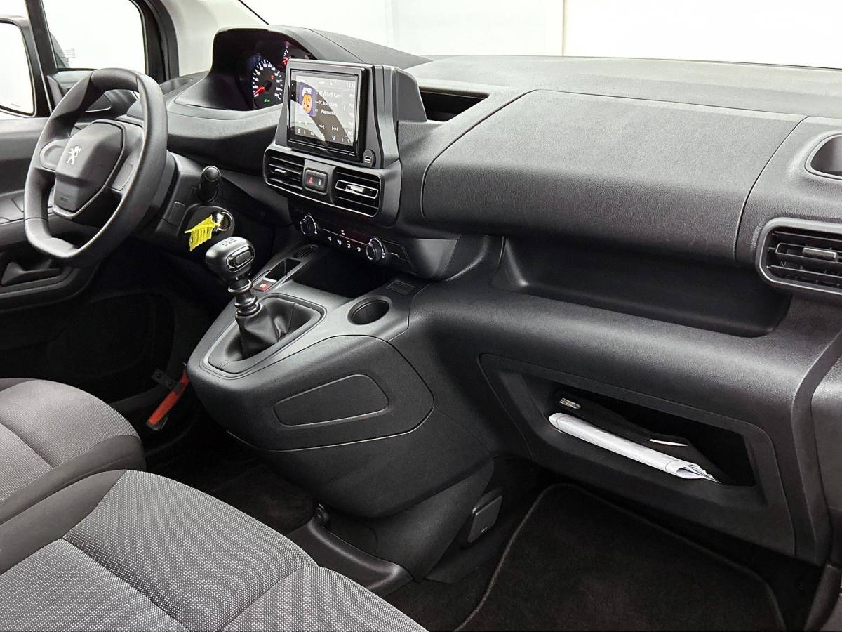 Peugeot Partner Peugeot Partner 1.5 BlueHDi 100 S&S L2 Airco Bluetooth Parkeersensoren
