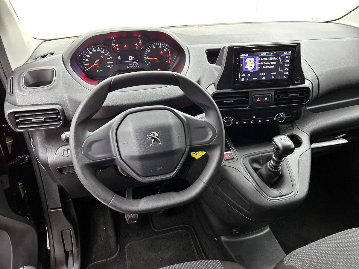 Peugeot Partner Peugeot Partner 1.5 BlueHDi 100 S&S L2 Airco Bluetooth Parkeersensoren