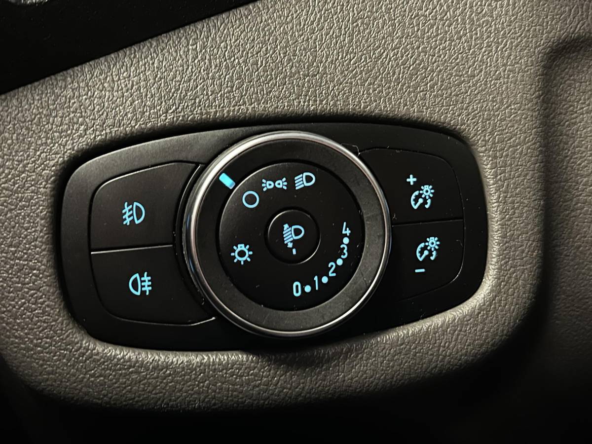 Ford Transit Connect Ford Transit Connect 1.5 EcoBlue Automaat L2 Trend Navi Airco Parkeersensoren Cruise Control Camera