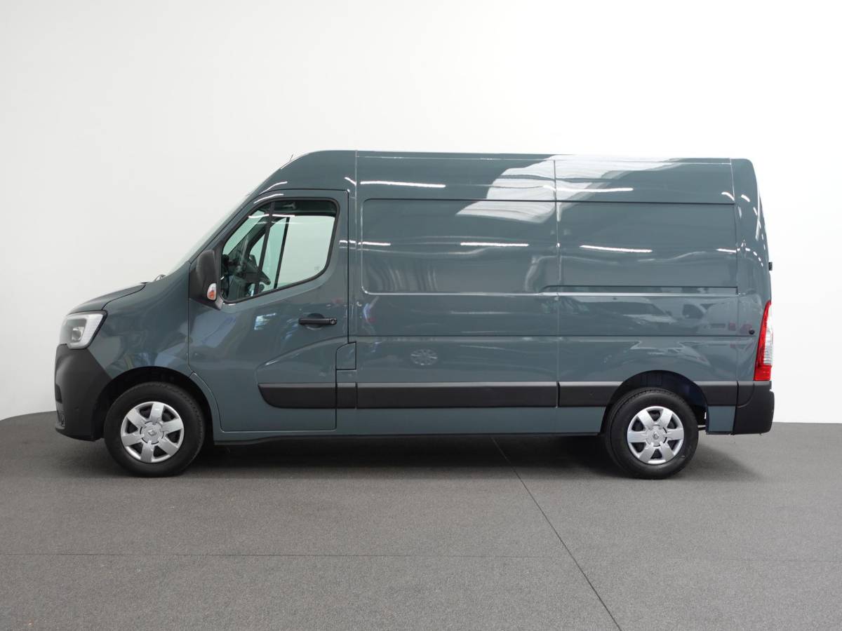 Renault Master Renault Master T35 150PK L2H2 Energy Work Edition Automaat Airco Cruise Camera Navi Parkeersensoren Trekhaak