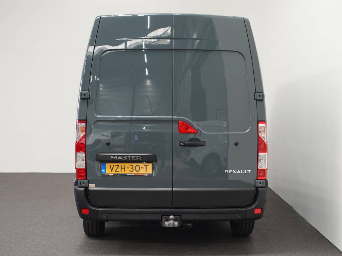 Renault Master Renault Master T35 150PK L2H2 Energy Work Edition Automaat Airco Cruise Camera Navi Parkeersensoren Trekhaak