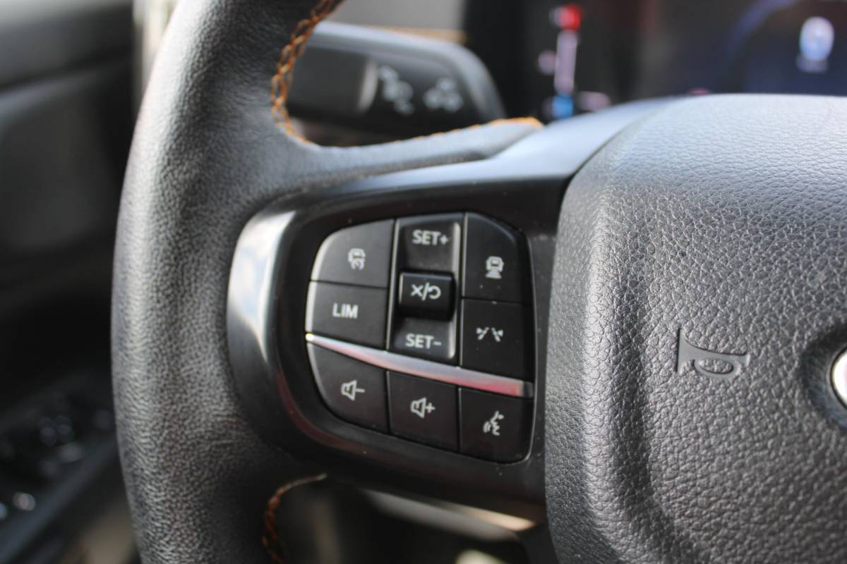 Ford Ranger Ford Ranger 2.0 Super Cab EcoBlue Wildtrak | BELLEN VOOR BEZICHTIGING | Trekhaak | Adaptieve Cruise Control | Winterpack