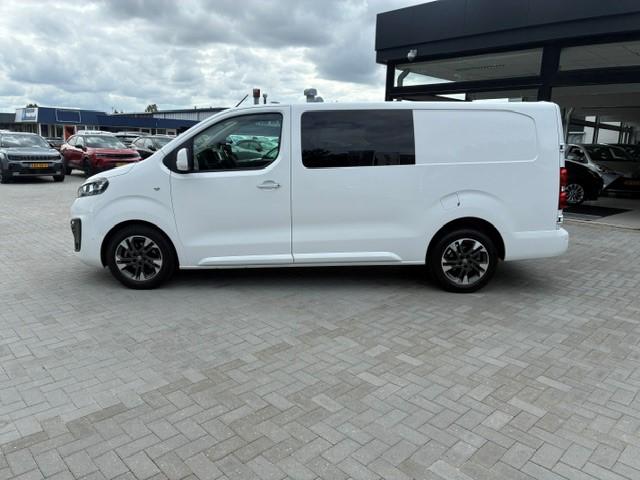 Opel Vivaro Opel Vivaro 2.0 CDTI L3H1 DC Innovation 150 PK | HUD | Camera | Climate Control | Navigatie | Betimmering | Keyless entry | 17″ LMV | 2500KG trekgewicht |