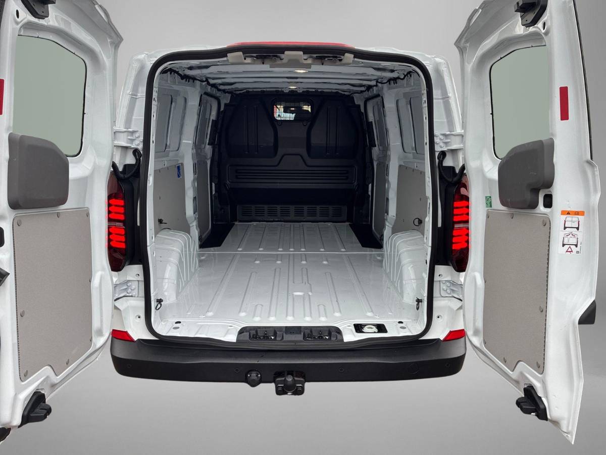Volkswagen Transporter Volkswagen Transporter 2.0TDi 110pk Bestelwagen L2 · Apple Carplay / Android Auto · Schuifdeur links en rechts · Trekhaak · Bijrijdersbank ·