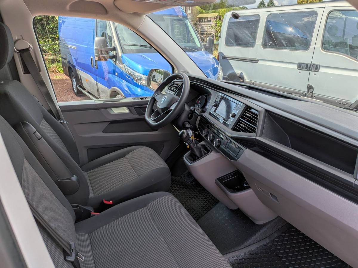 Volkswagen Transporter Volkswagen Transporter 2.0 TDI L1H1 Airco / Cruise