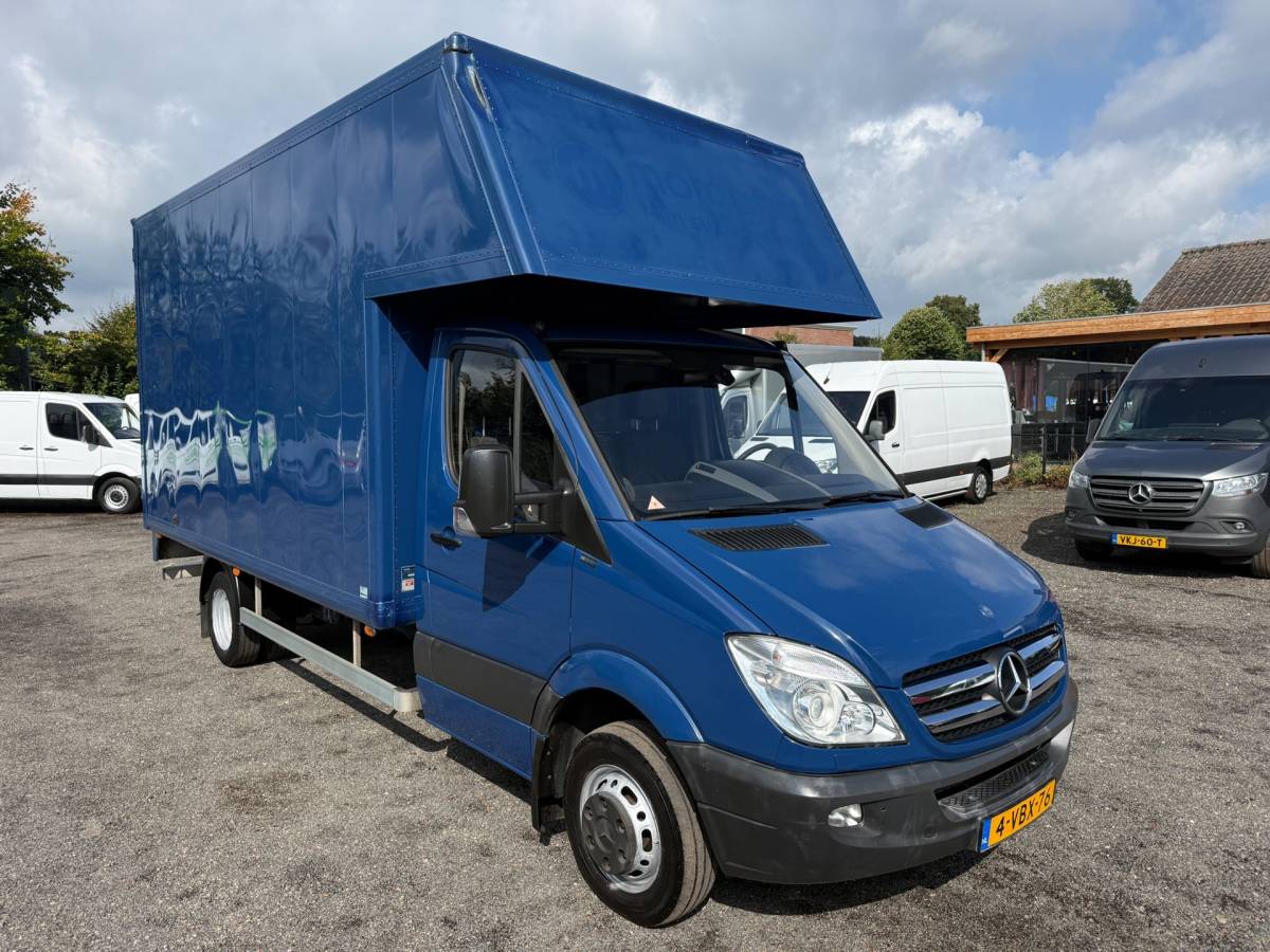 Mercedes-Benz Sprinter Mercedes-Benz Sprinter 518 3.0 CDI V6 Bakwagen / Airco / Cruise / Koffer / 1e eigenaar