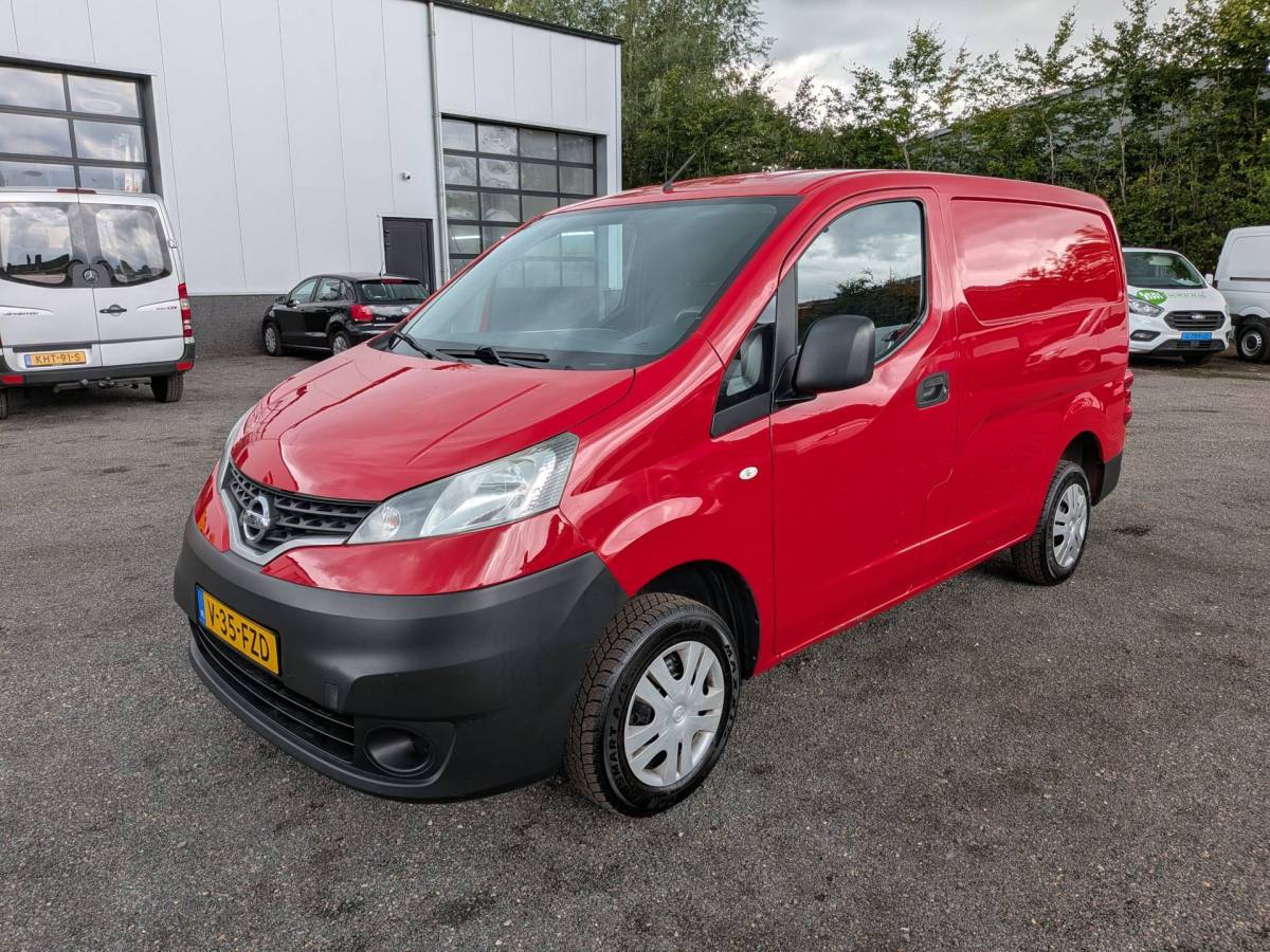 Nissan NV200