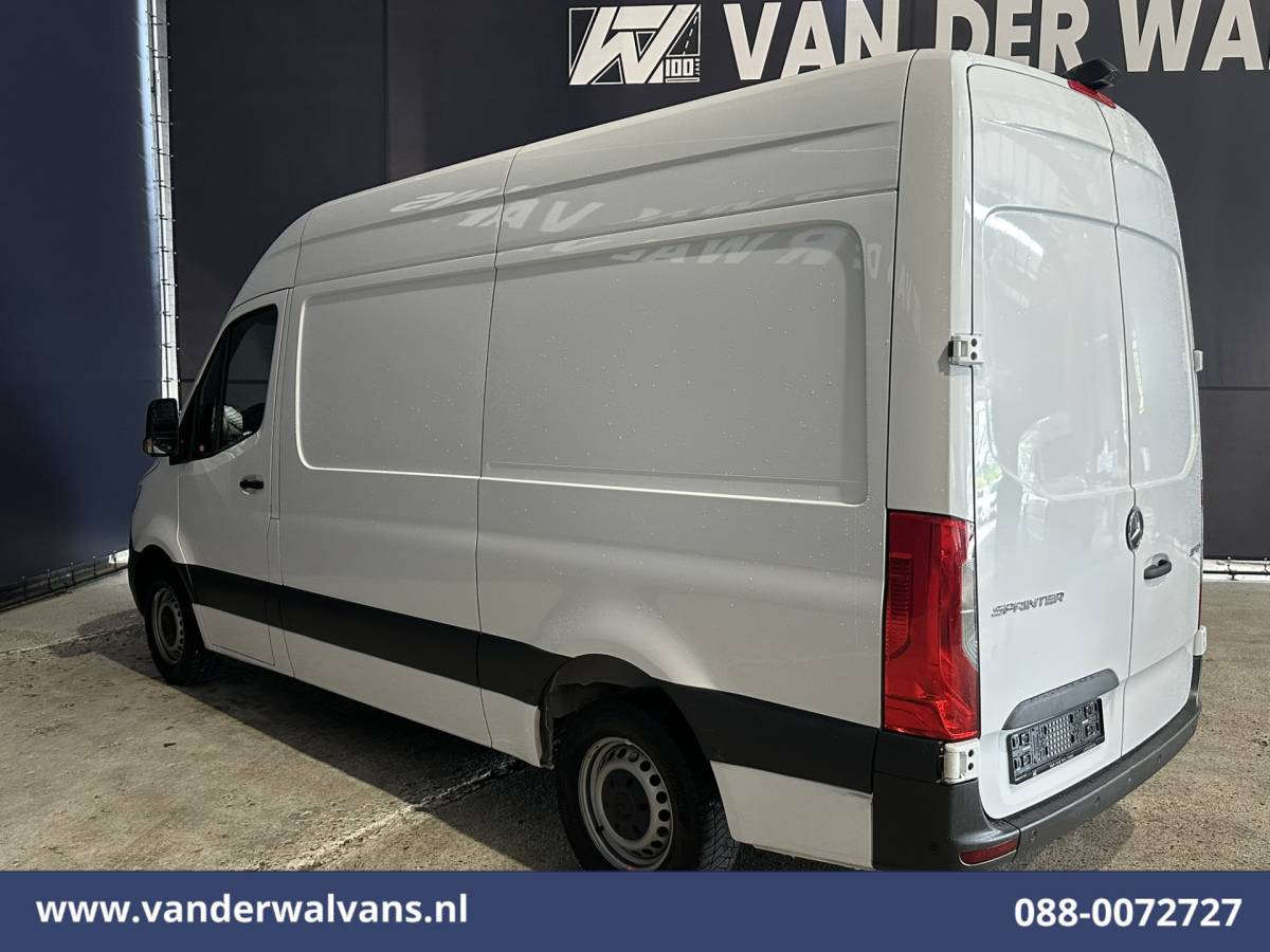 Mercedes-Benz Sprinter Mercedes-Benz Sprinter 317 CDI 170pk L2H2 Euro6 Airco | Camera | Navigatie | Apple Carplay | LED Android Auto, Parkeersensoren, Stoelverwarming