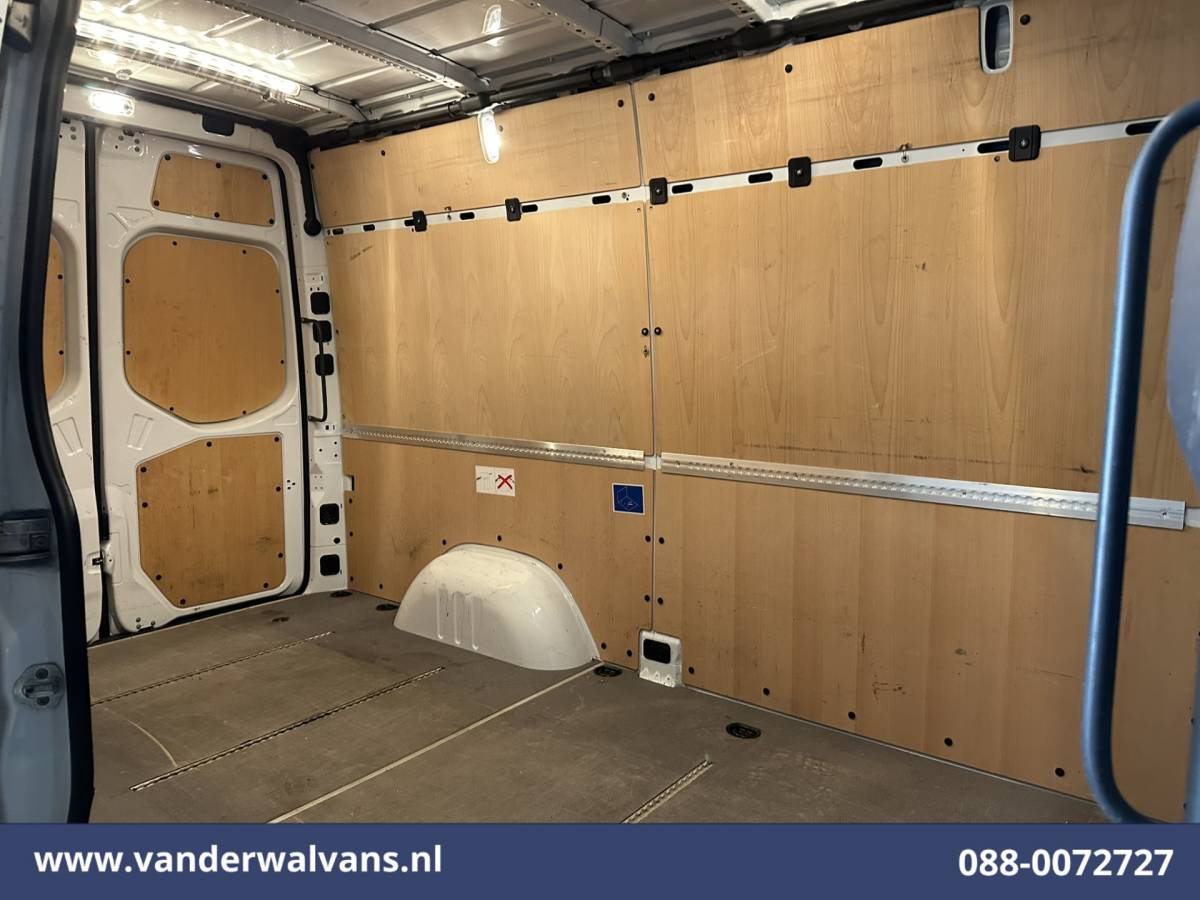 Mercedes-Benz Sprinter Mercedes-Benz Sprinter 317 CDI 170pk L2H2 Euro6 Airco | Camera | Navigatie | Apple Carplay | LED Android Auto, Parkeersensoren, Stoelverwarming