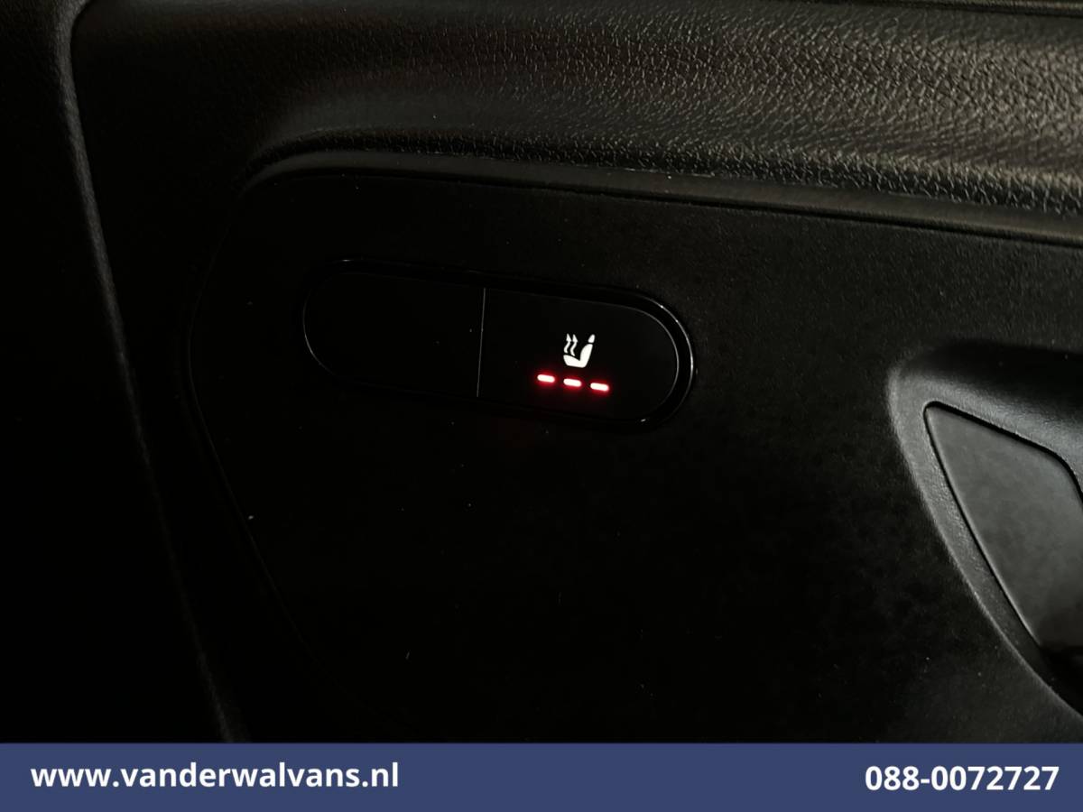 Mercedes-Benz Sprinter Mercedes-Benz Sprinter 317 CDI 170pk L2H2 Euro6 Airco | Camera | Navigatie | Apple Carplay | LED Android Auto, Parkeersensoren, Stoelverwarming