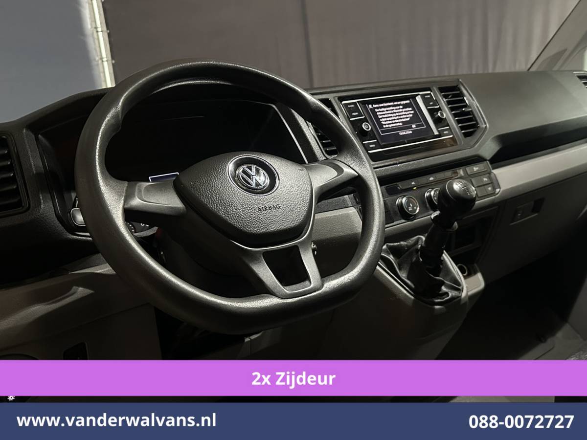 Volkswagen Crafter Volkswagen Crafter 2.0 TDI 141pk L4H3 L3H2 Euro6 Airco | 2x zijdeur | Camera | Apple Carplay | Android Auto Parkeersensoren, 3000kg trekvermogen, Bijrijdersbank